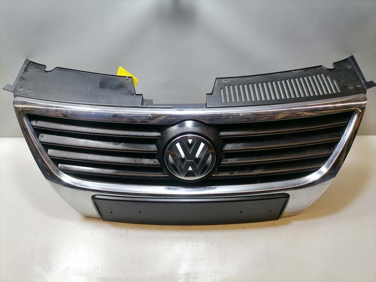 VW Passat 3C original Kühlergrill Bj.2010